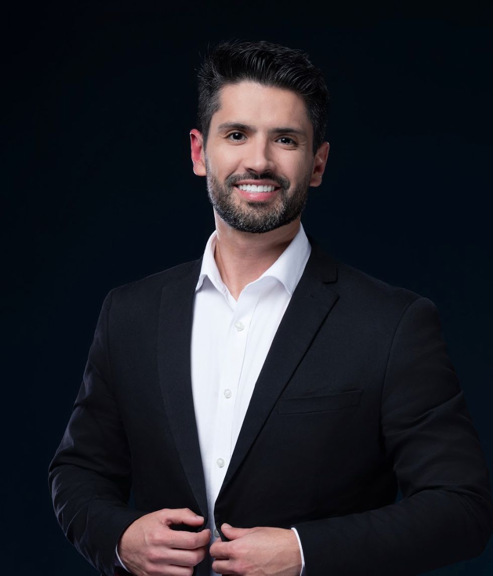 Dr. Tiago Figueiredo